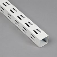 Стойка перфорированная Высота: 2400 мм Профиль: 40х40 мм Цвет: белый