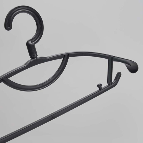 Вешалка-плечики пластиковая с перекладиной АМ-077(черн) фото 2