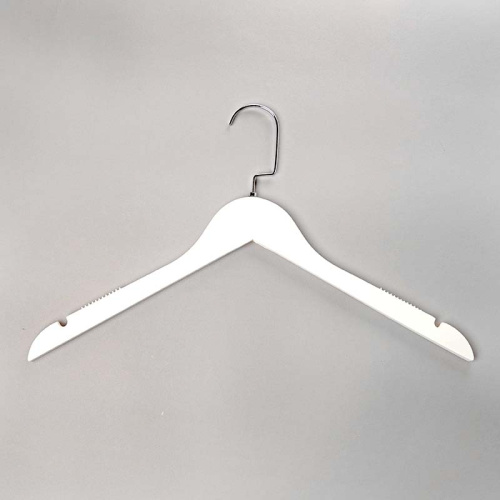 Вешалка-плечики деревянная для одежды C31/1-К(бел/хром)
