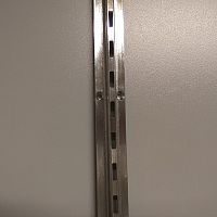 Стойка перфорированная Длина: 1800 мм Глубина: 13 мм Толщина металла: 2 мм Цвет: хром